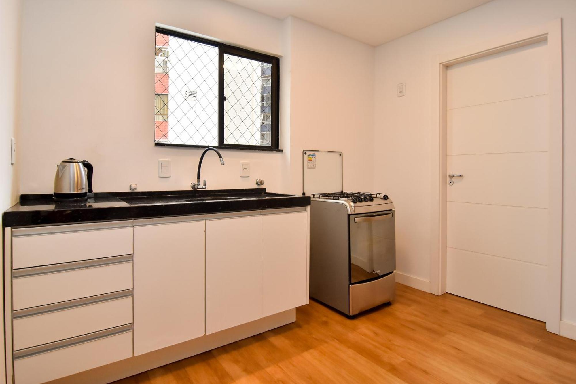 50 Mts Da Na Rua 3500, Garagem E Wi-fi P2101 * Balneario Camboriu
